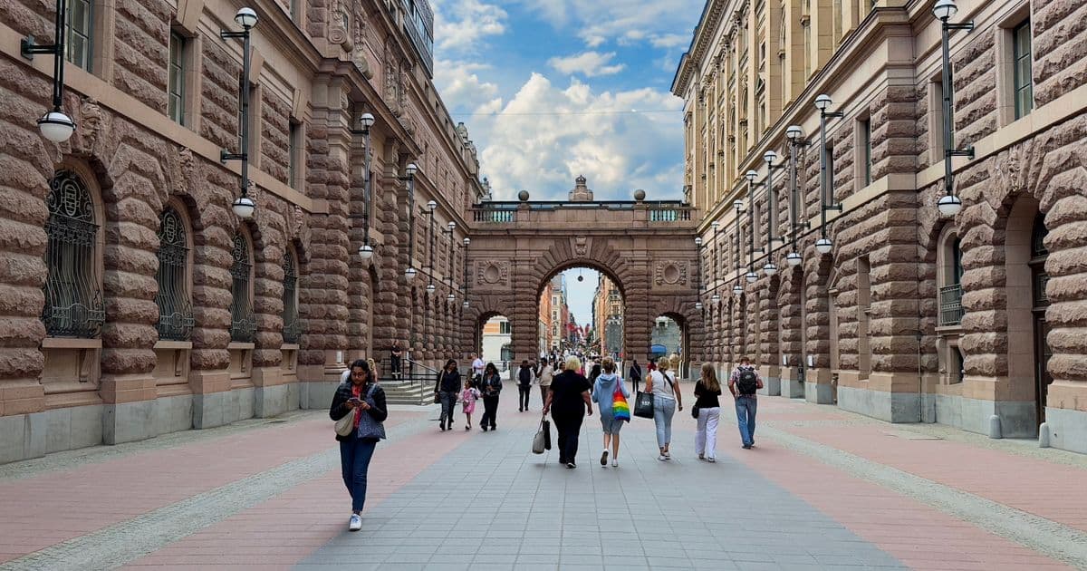Studying in Sweden as a Non-EU Citizen: Permits, Costs and the Order to Handle Them