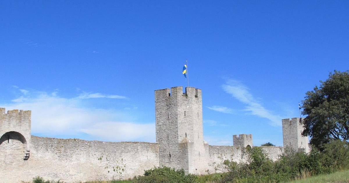 Visby's medieval ringmur (town wall) with its stone towers, the fortification that encircles the Old Town.
